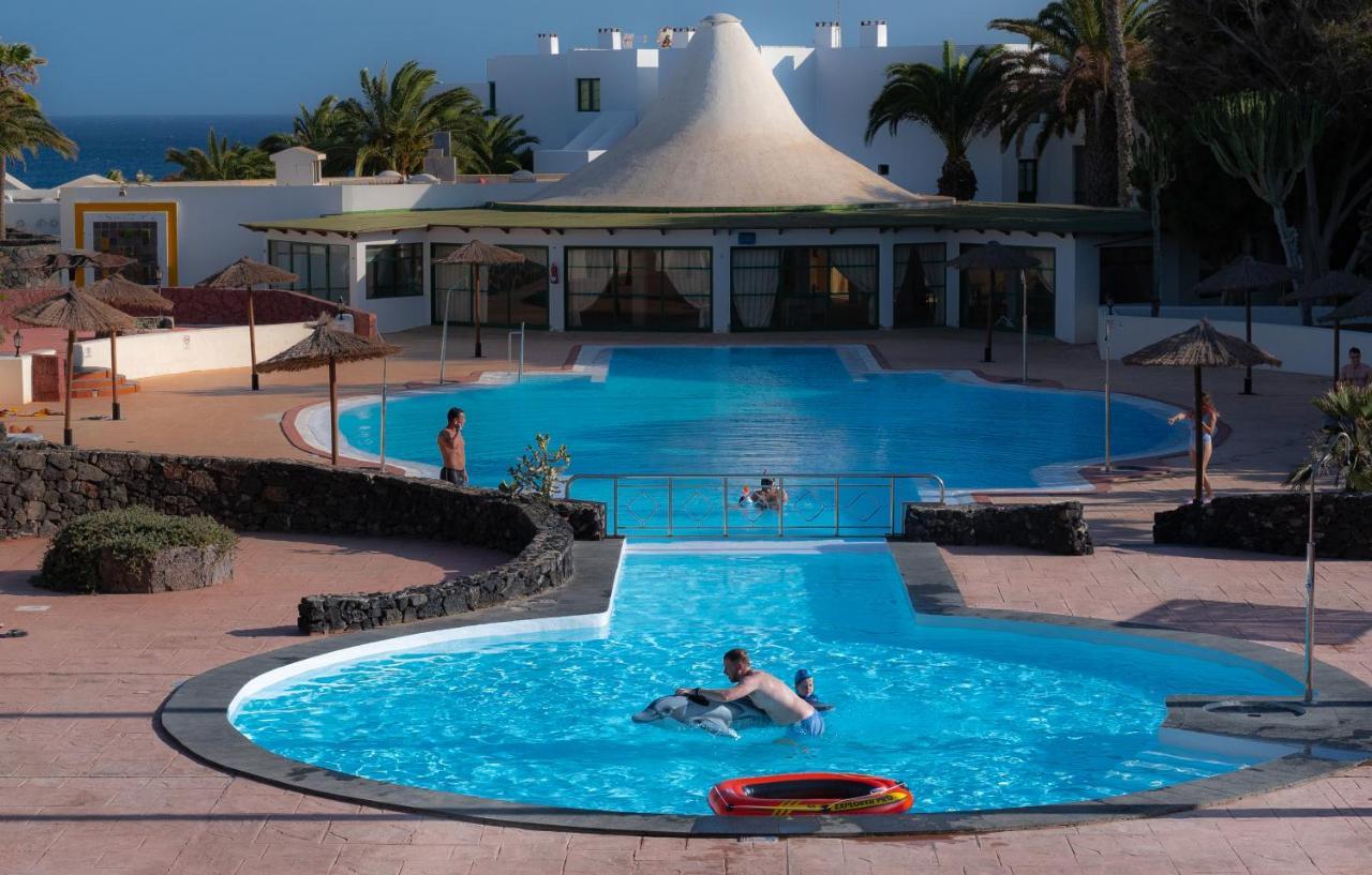 Apartamento Eduardo a primera linea del mar Costa Teguise Esterno foto
