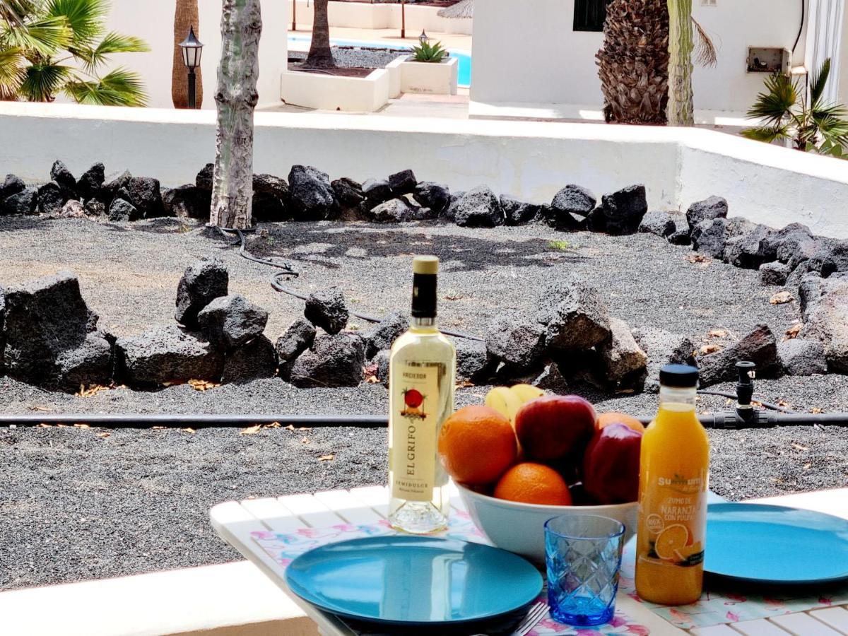 Apartamento Eduardo a primera linea del mar Costa Teguise Esterno foto