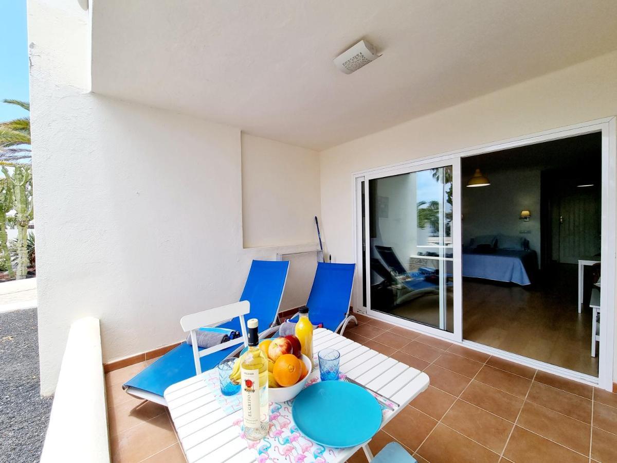 Apartamento Eduardo a primera linea del mar Costa Teguise Esterno foto